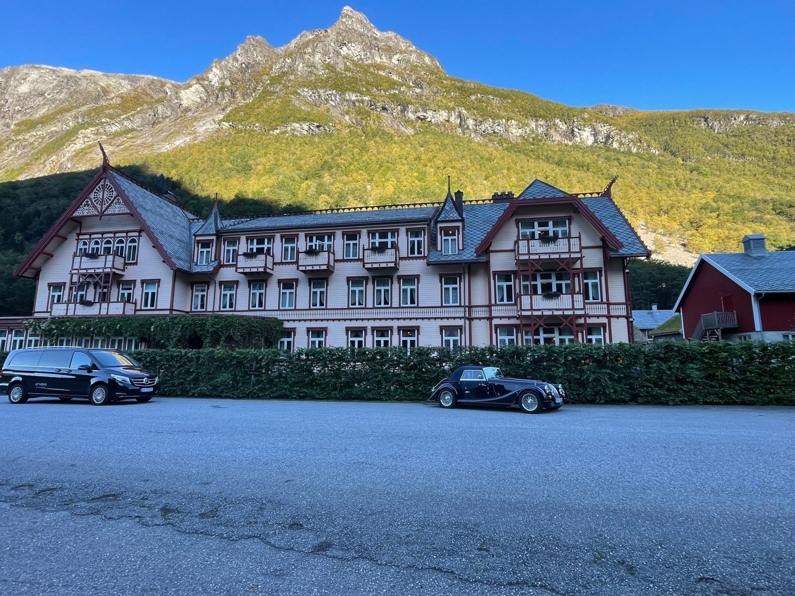 Scenic Fjord and Valley Panorama - Views of Geirangerfjord, Oye and Norangsdal