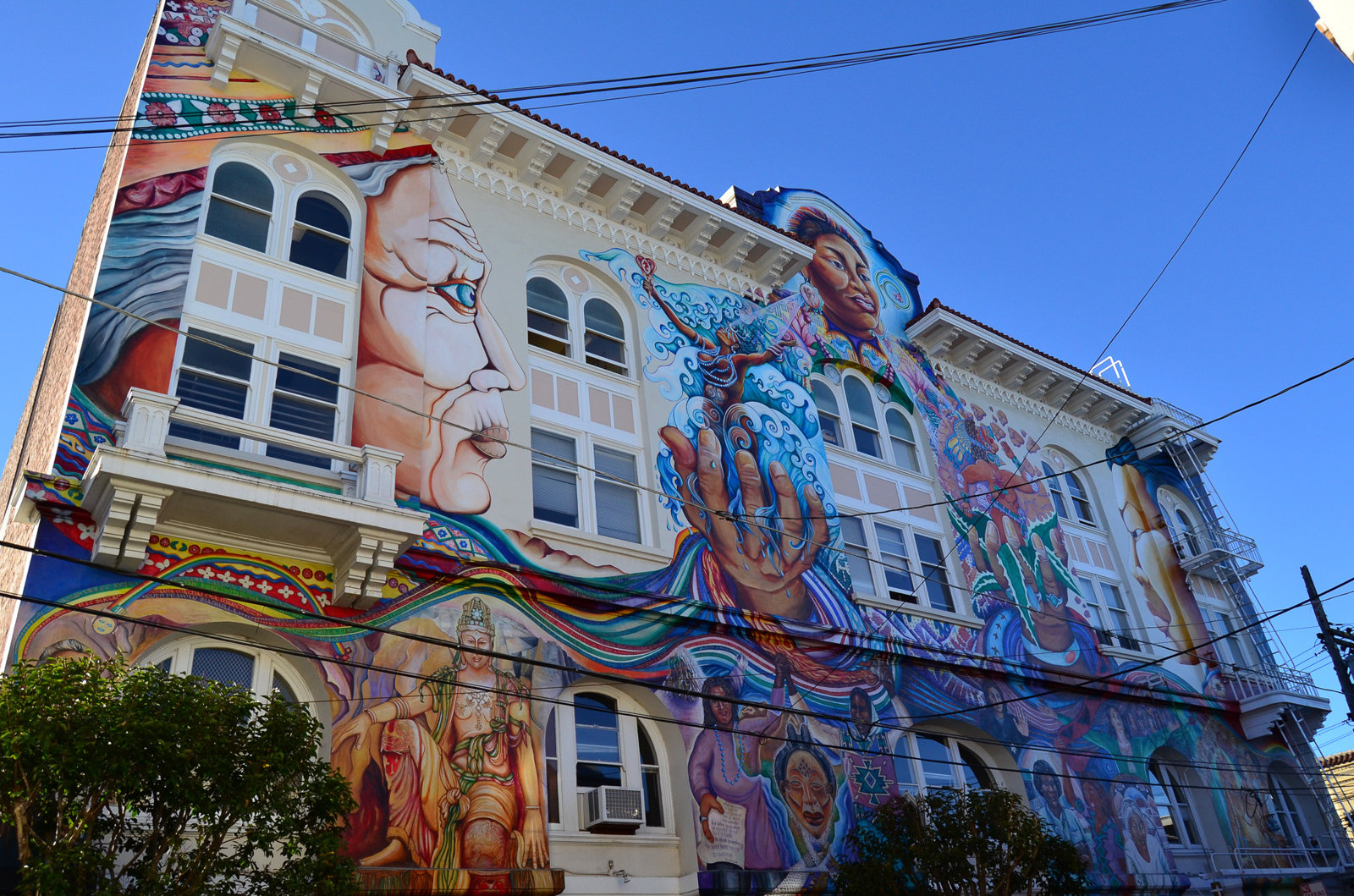 The Lombard Leap: A Thrilling Open-Air Ride Through San Francisco’s Iconic Streets