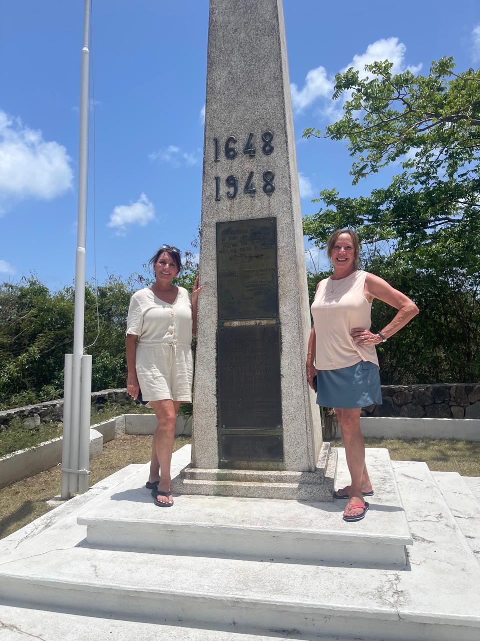 Explore the Best of Sint Maarten / Saint Martin!