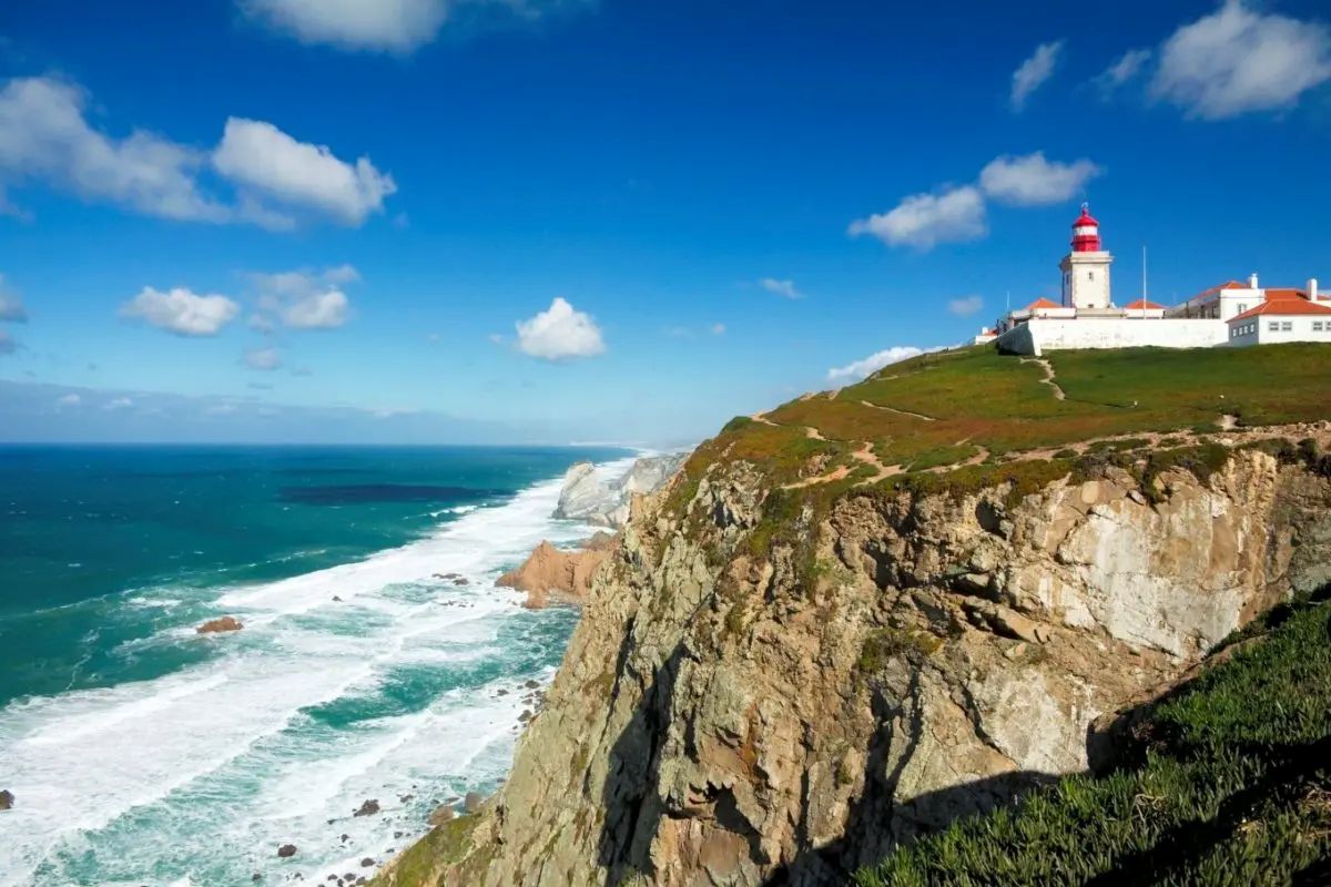 Private Sacred Fatima, Batalha Monastery, Nazare and Obidos Day Tour