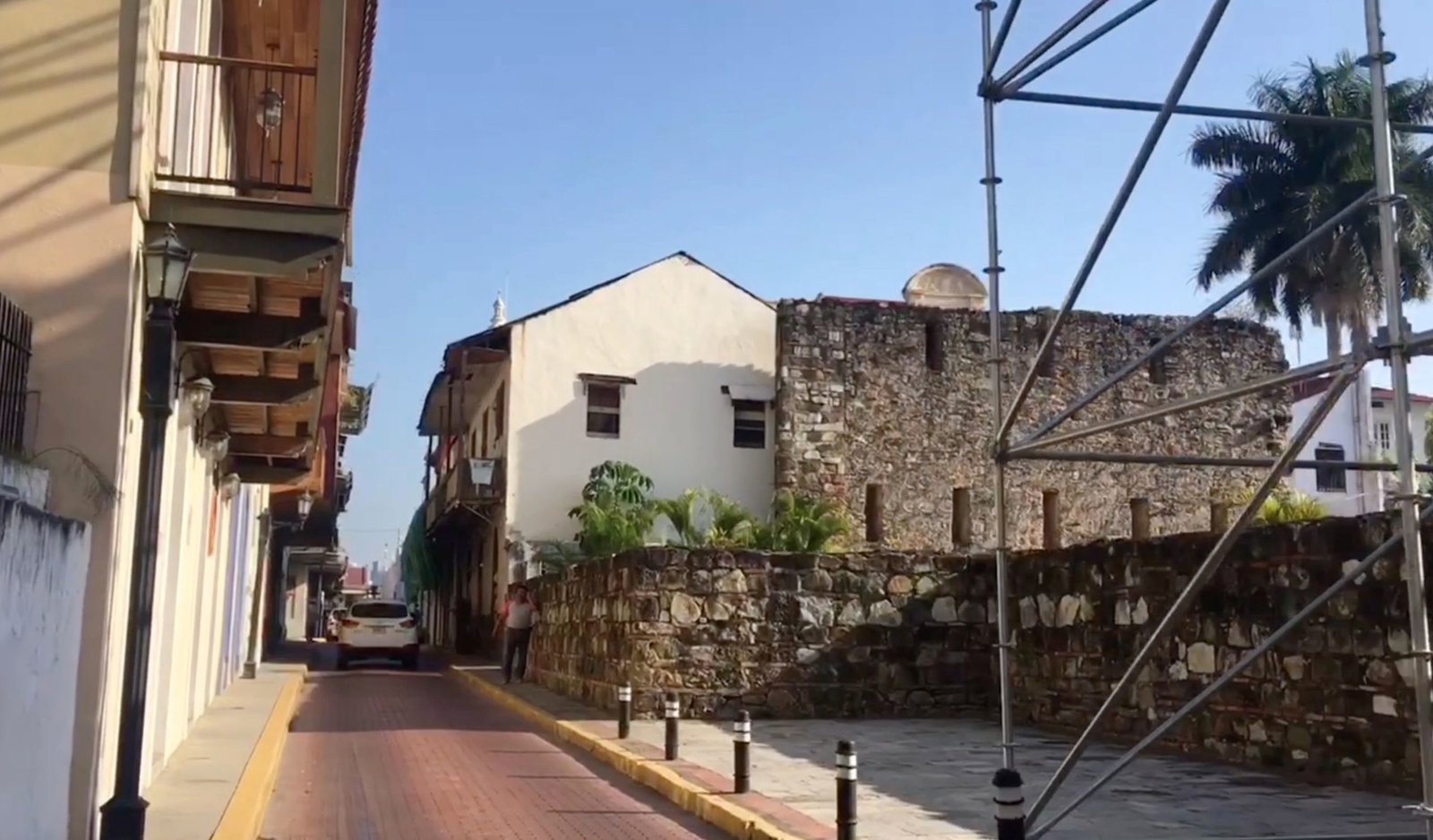 The Canal and Colonial Plazas
