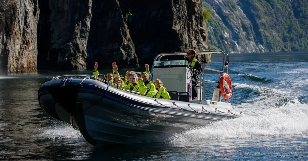 Scenic Bus from Nordfjordeid and RIB Boat Fjordsafari on the Geirangerfjord