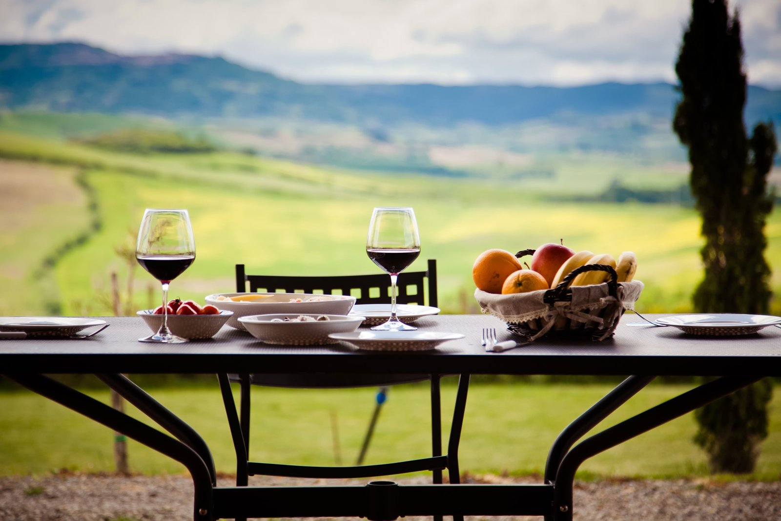 Tuscan Countryside Truffle Adventure and Feast