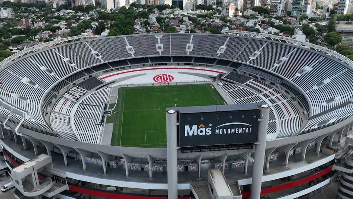 Inside the Legendary Worlds of Boca Juniors and River Plate