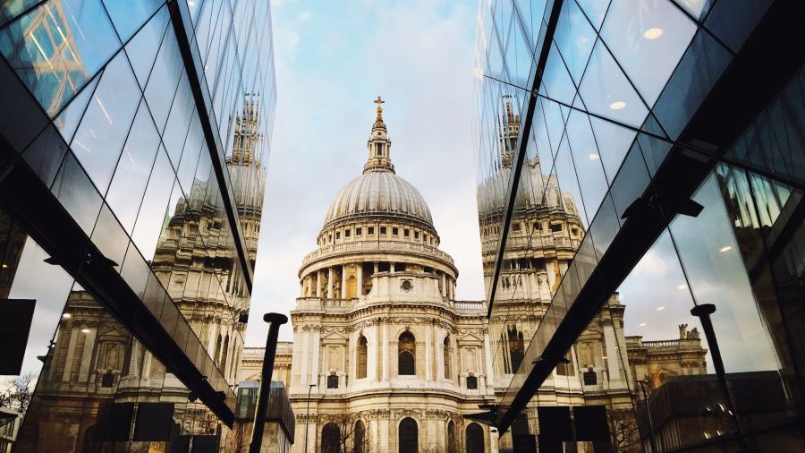 London Landmarks, Bubbles and Brunch Sightseeing Tour