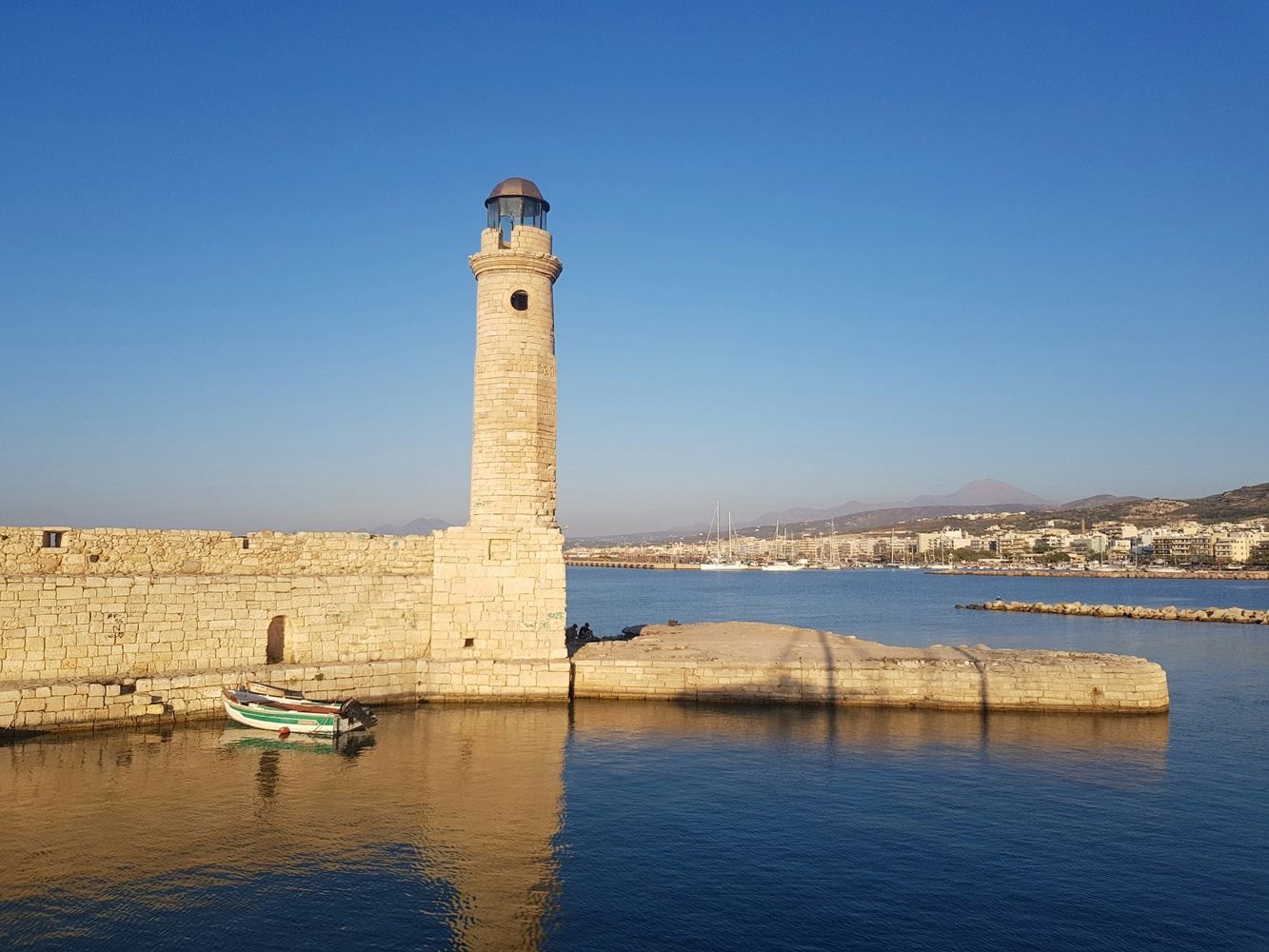 Private Tour of Authentic Crete: Culture, Cuisine and Traditional Crafts
