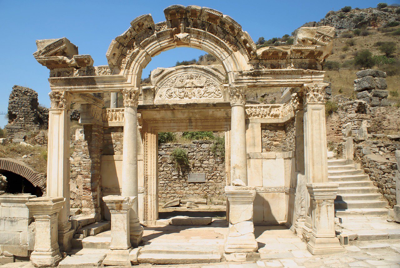 The Best of Kusadasi: Ephesus, Terrace Houses, House of Mary and Lunch