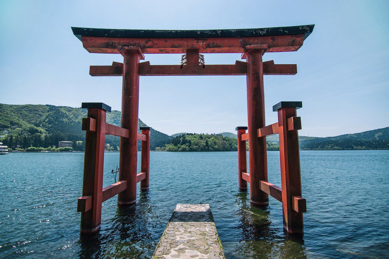 Private Tour Hakone Ropeway and Lake Ashi Cruise (Low Season)