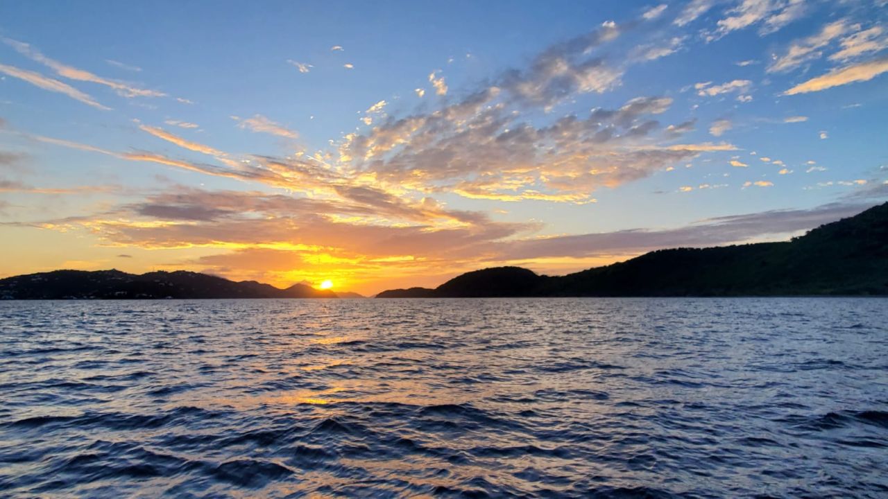 Cocktail Sunset Cruise