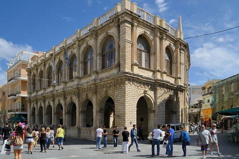 Heraklion City Sights and Bites Walking Tour