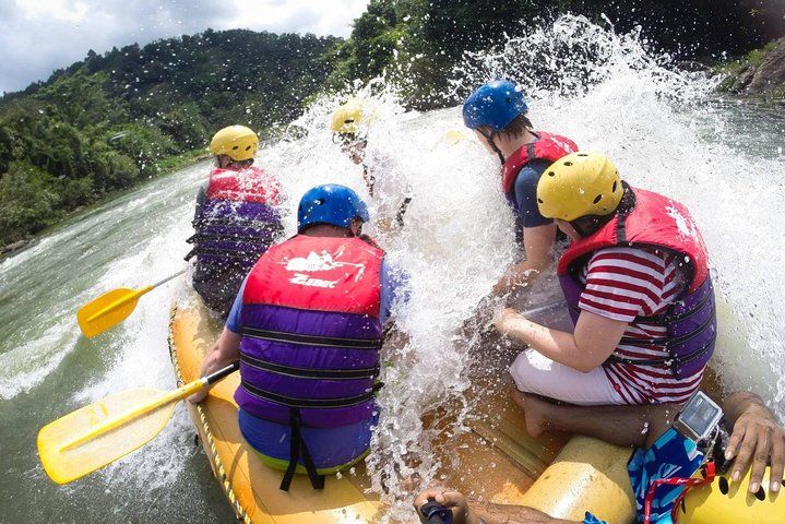 Private Tour White Water Wonders: Rafting on the Kithulgala River Plus Lunch