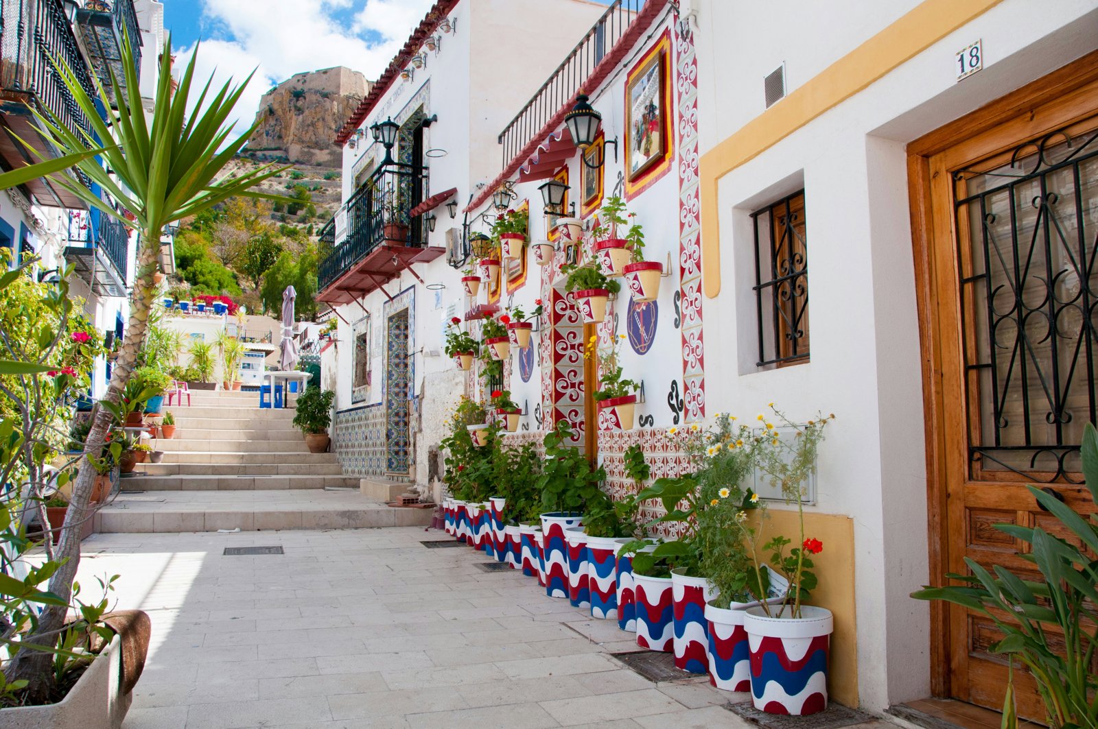 Private Alicante Essentials: From Castle Views to Old Town Streets
