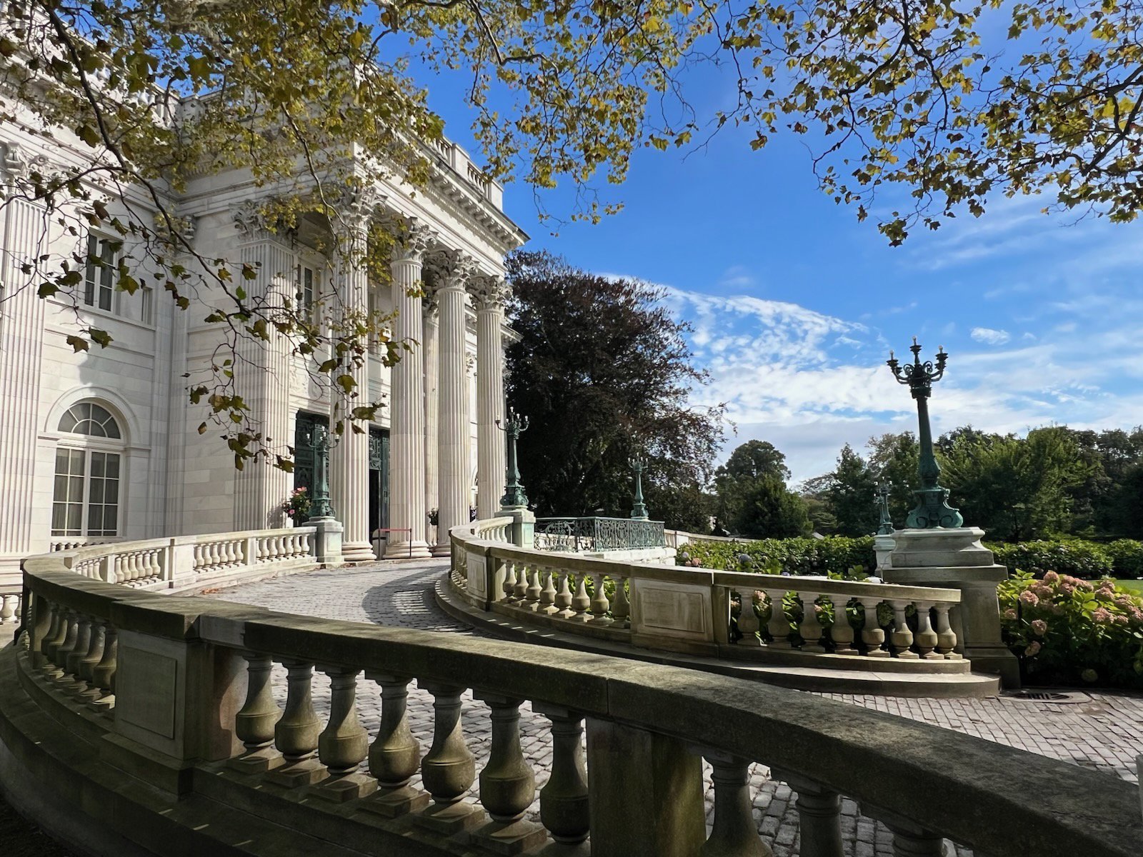 Newport: Mansions, Waves and Timeless Tales