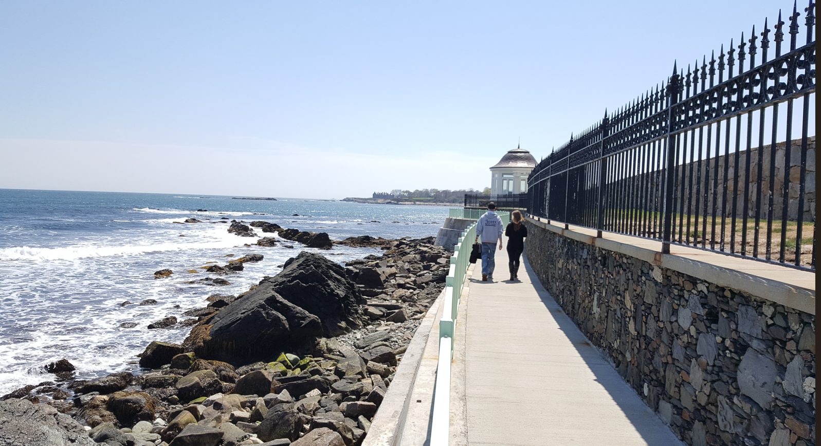 Cliff Walk Guided Tour – Discover Newport’s Gilded Age Splendor