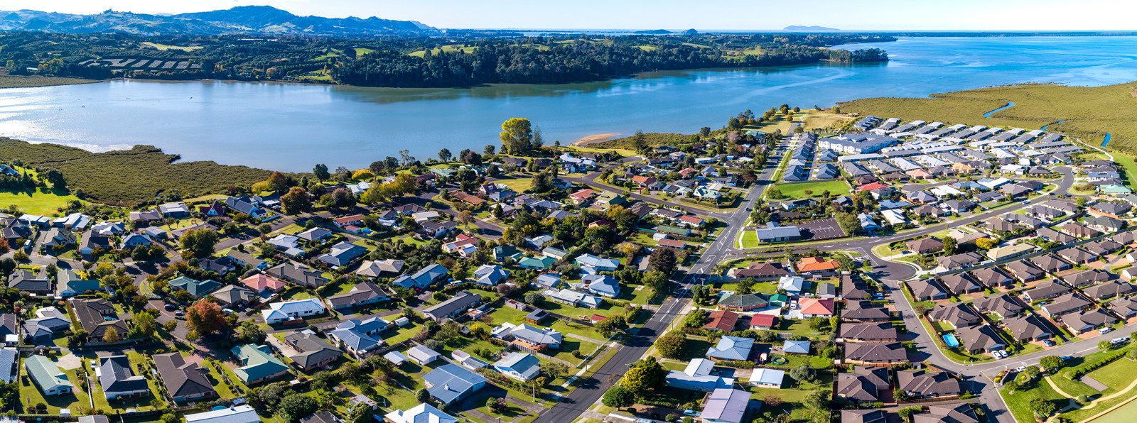 Private Katikati Mural Town and Surroundings Sightseeing Tour