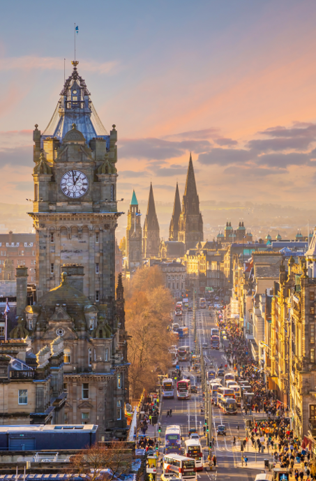 Royal Edinburgh: A Scenic Overview