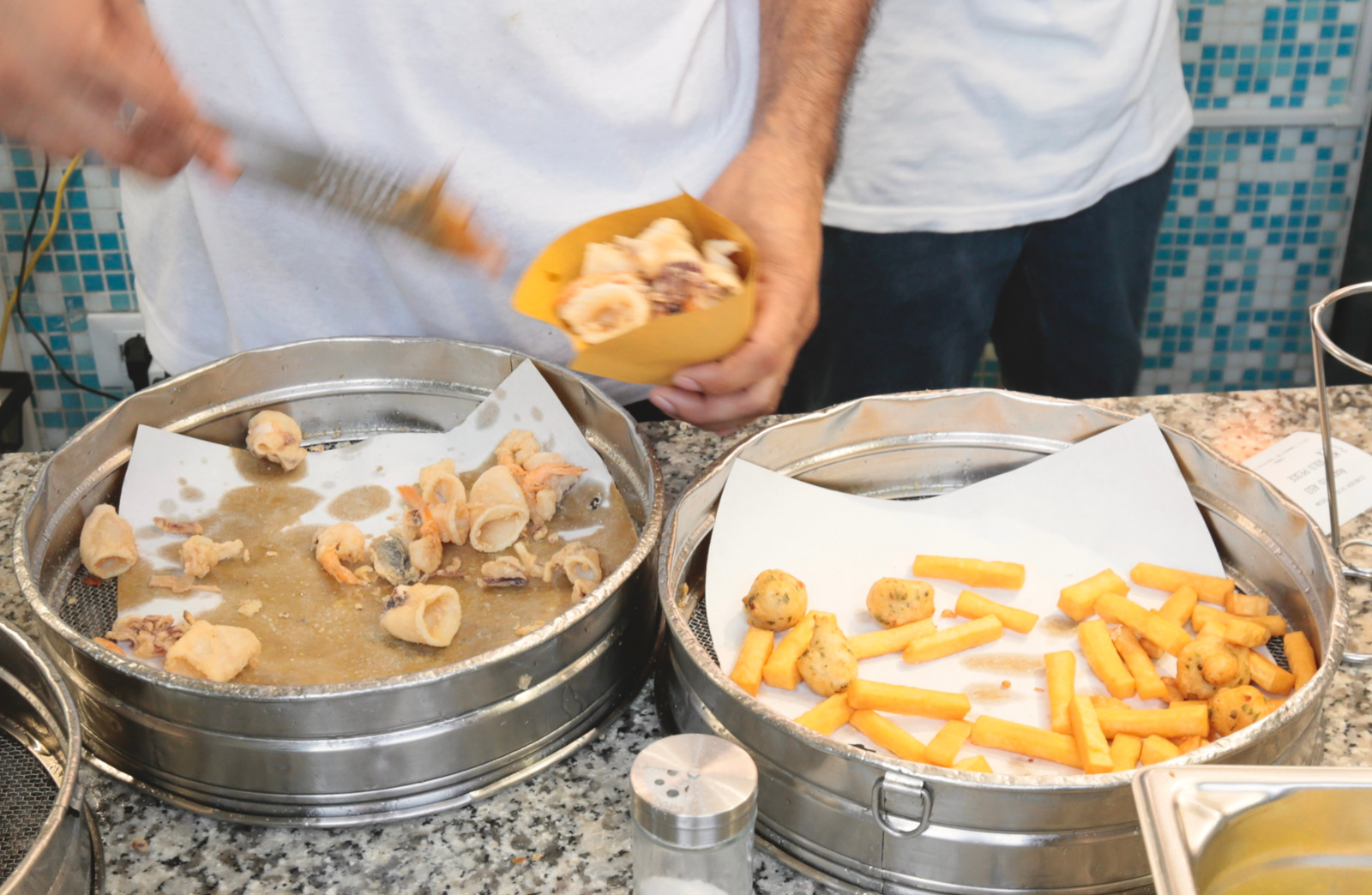 Genoa Walking Tour with Food Tastings