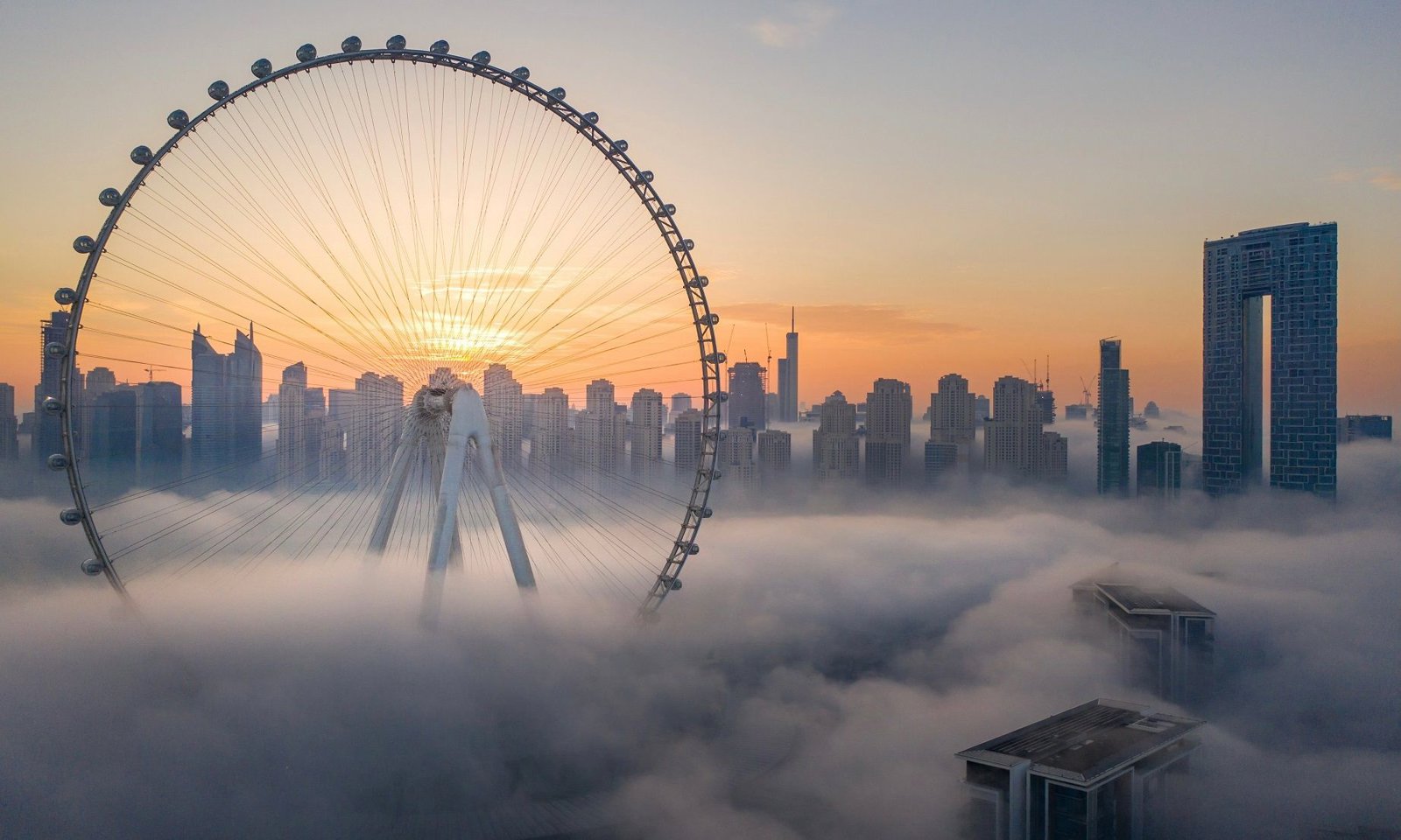 Luxury Private Transfer and Ain Dubai Sky Experience in Dubai