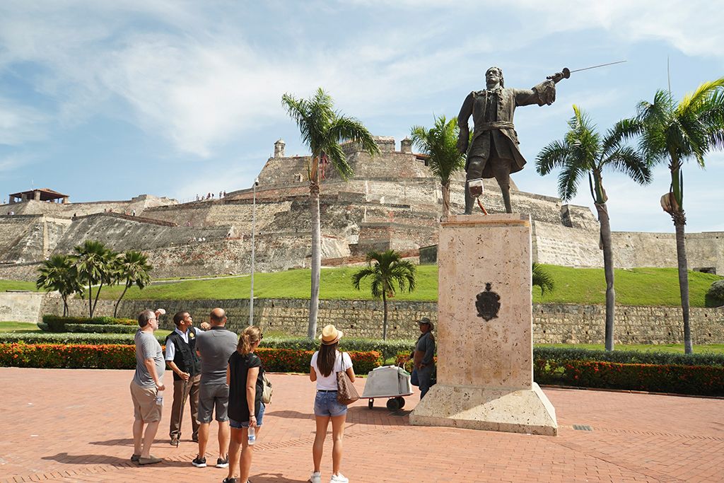 Old City Walking Tour of Cartagena (Cruise Guests)