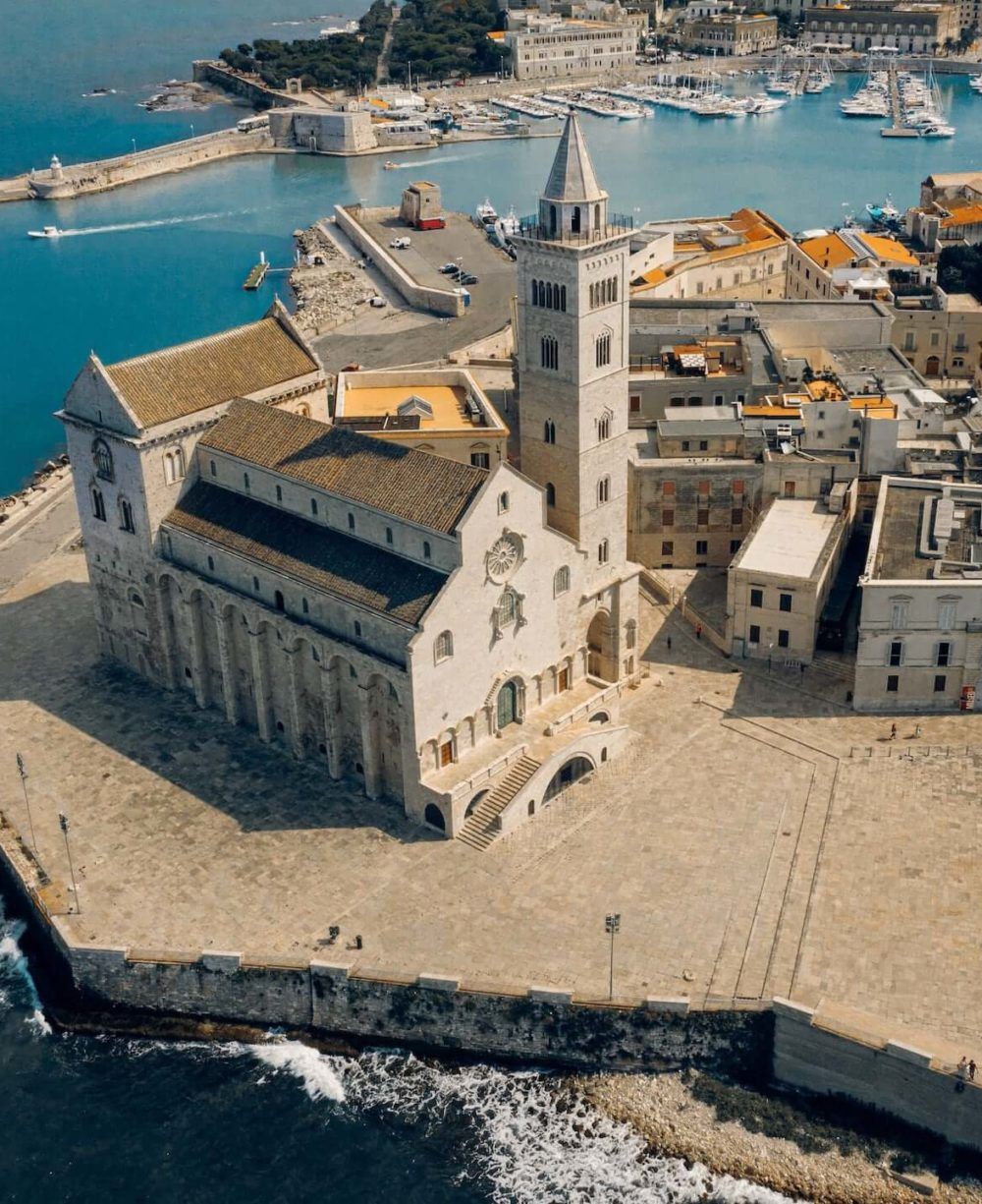 Private Trani Sightseeing: History, Sea, and Olive Oil