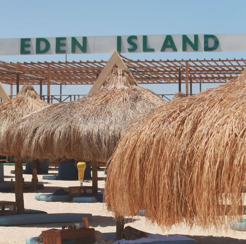 Eden Island Escape with Lunch