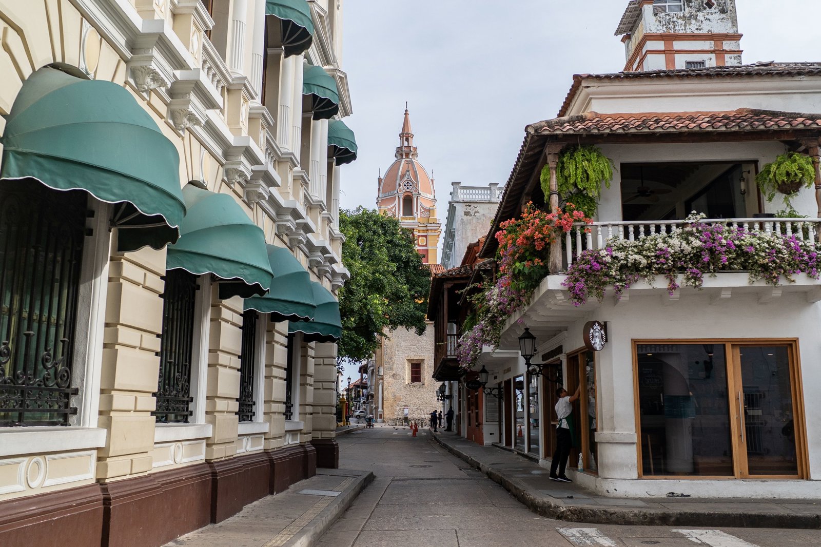 Private Panoramic Cartagena - Fortresses, Monasteries and the Soul of the City