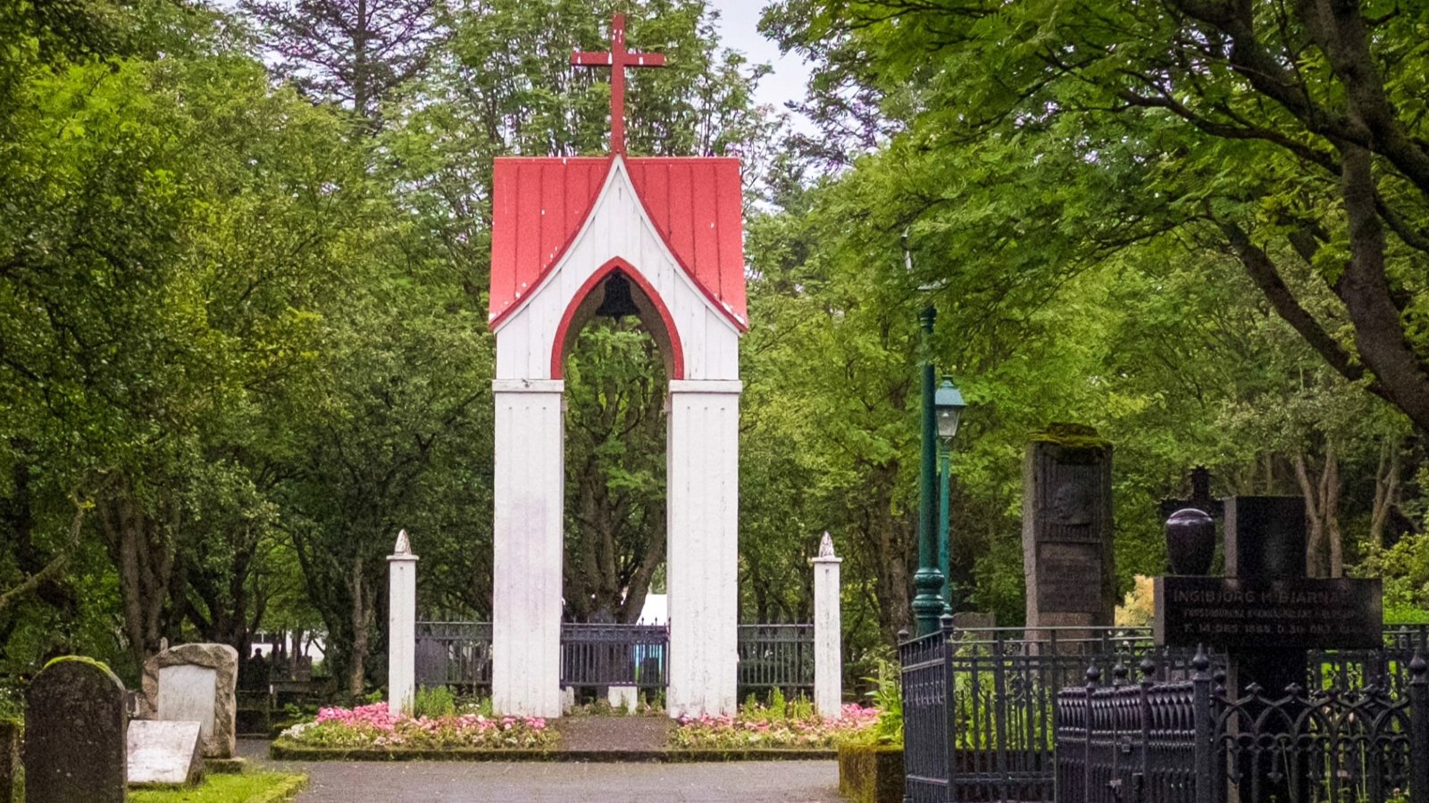 Reykjavik Folklore Walking Tour: Meet the Elves, Trolls and Ghosts of Iceland
