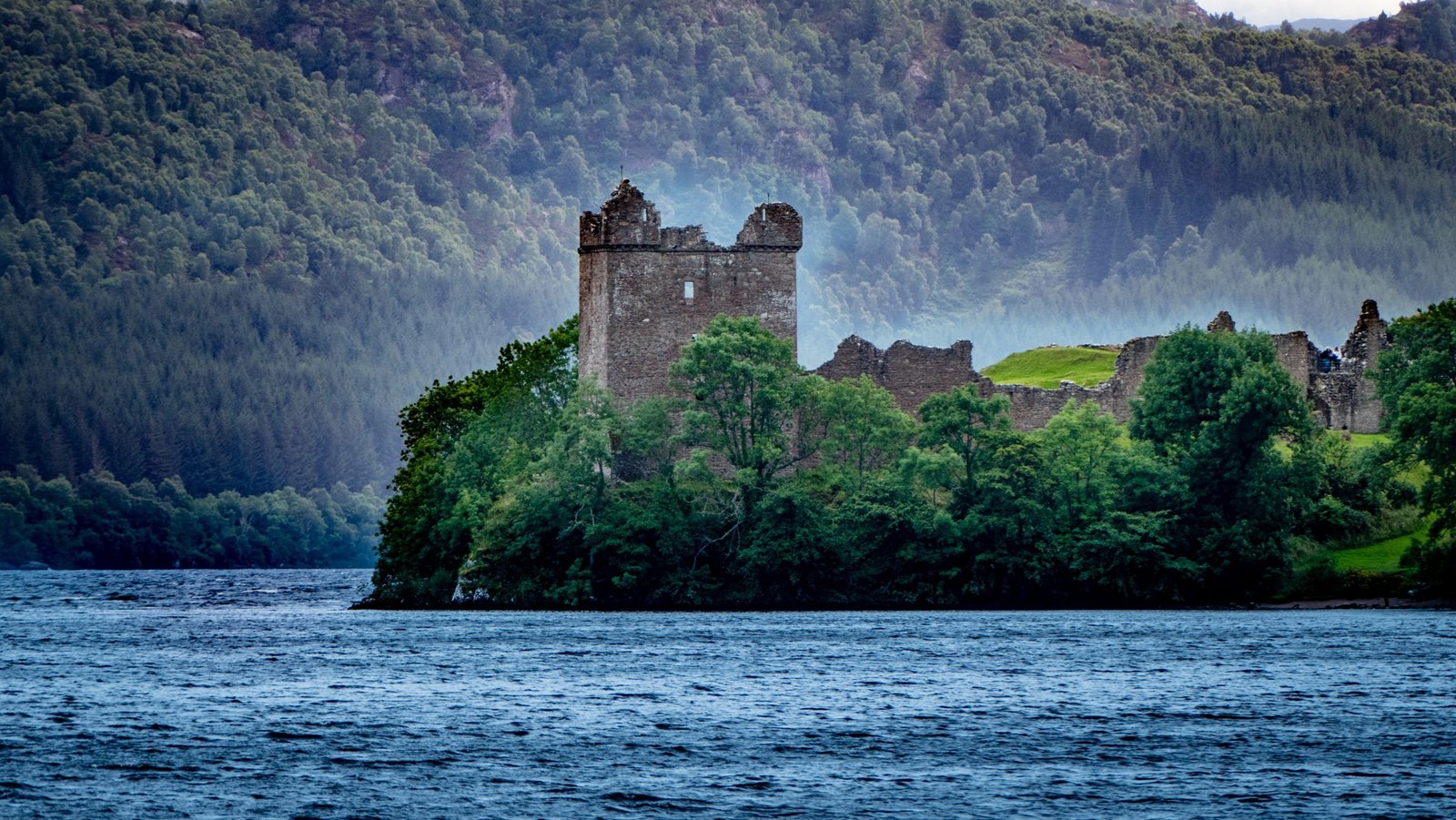 Inverness Highlights and Loch Ness Cruise