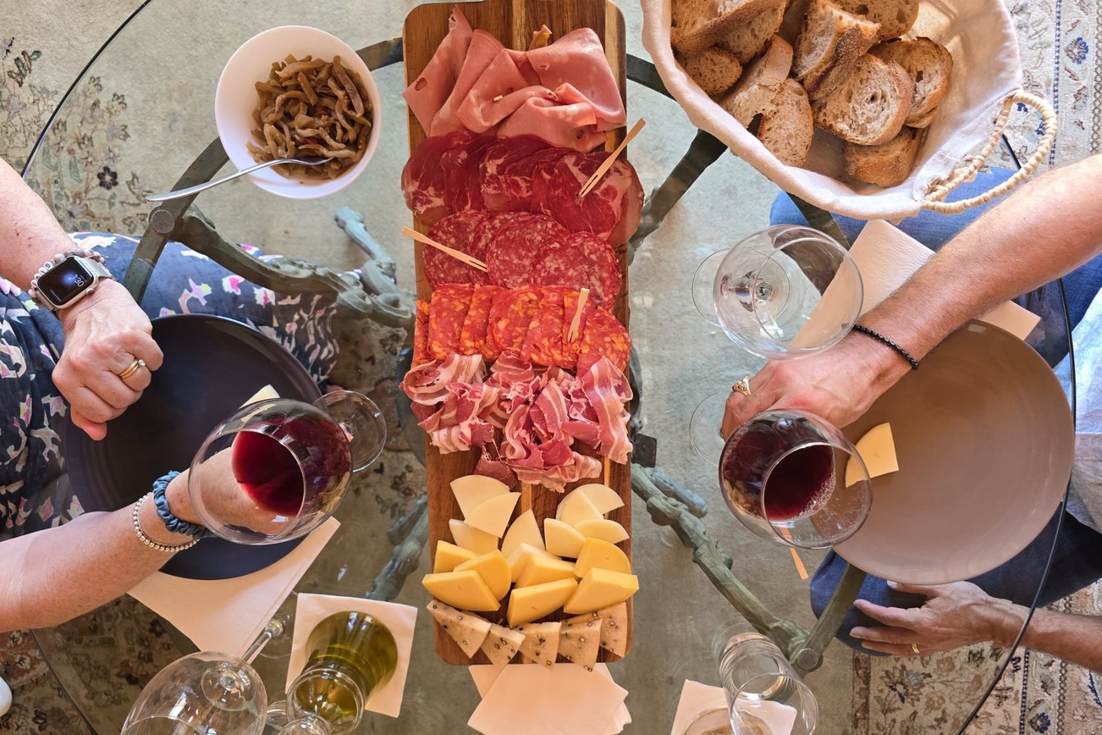 Messina Historic Center and Sicilian Winery Experience with Panoramic Strait Views