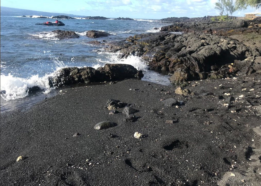 Hilo Adventures: Volcanoes National Park, Breathtaking Waterfalls and more!