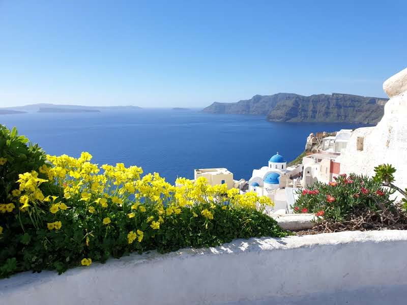 Panoramic Santorini Experience with Wine Tasting
