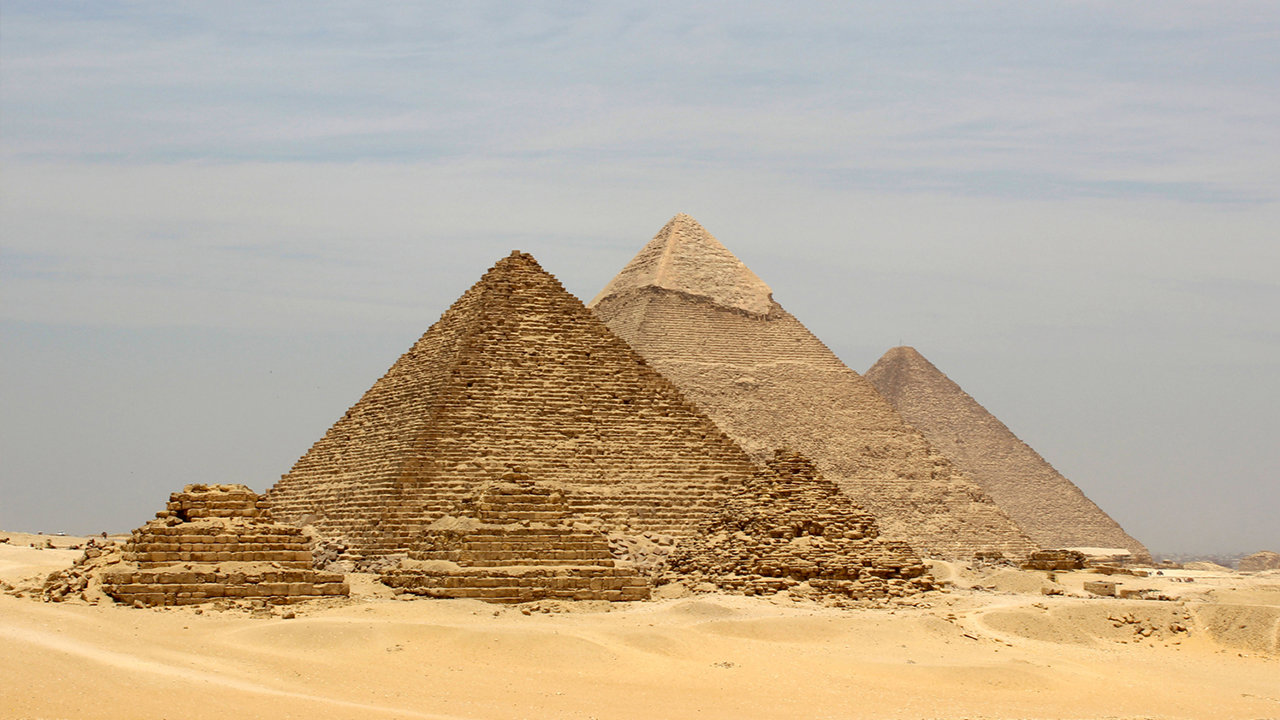Private Giza Pyramid and Grand Egyptian Museum – Full-Day Tour from Alexandria