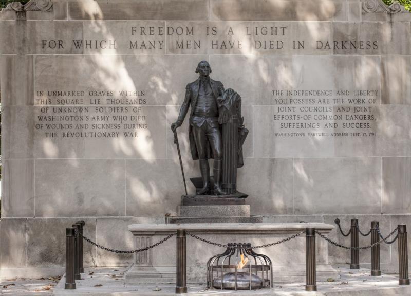 Private Walk Behind the Scenes of the Revolutionary War