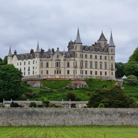 Private Loch Ness and Dunrobin Castle Full Day Tour