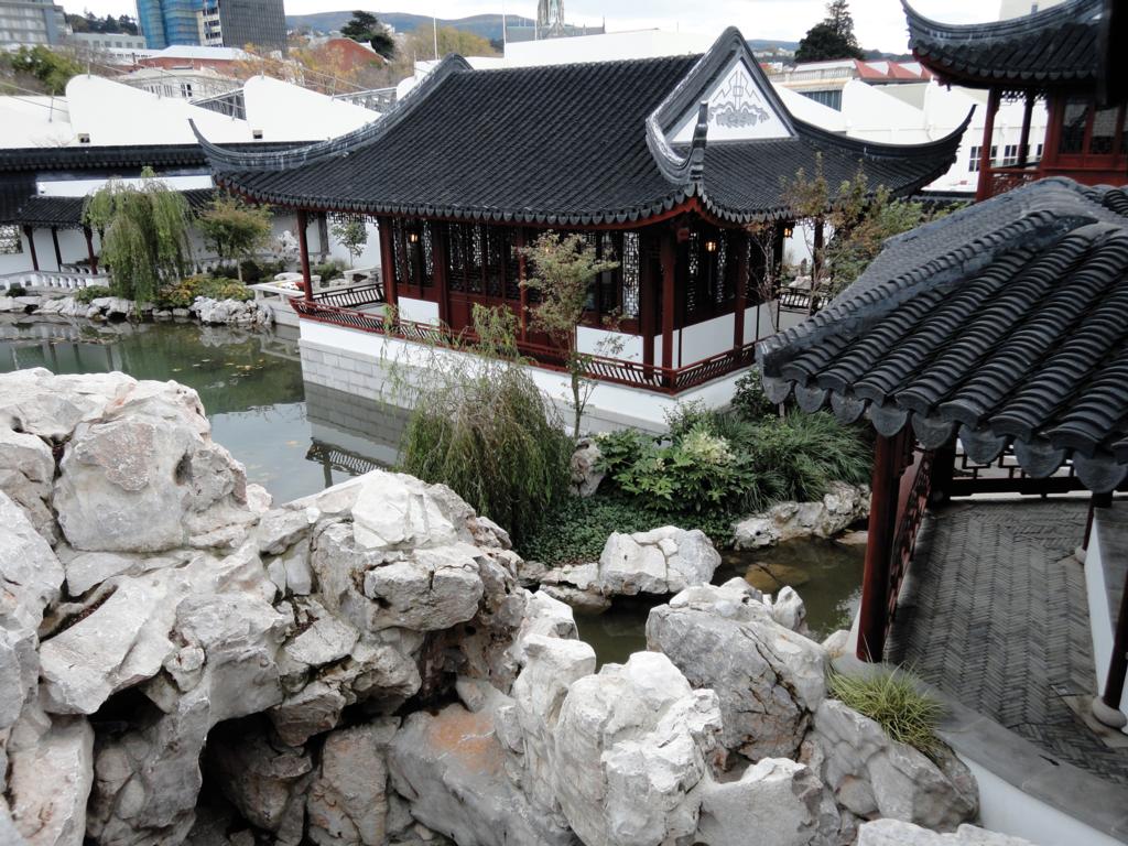 Dunedin Discovery Tour: Castle, Gardens and History