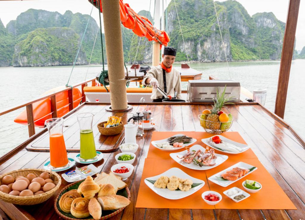 Shared Ha Long Bay Cruise by Yacht 