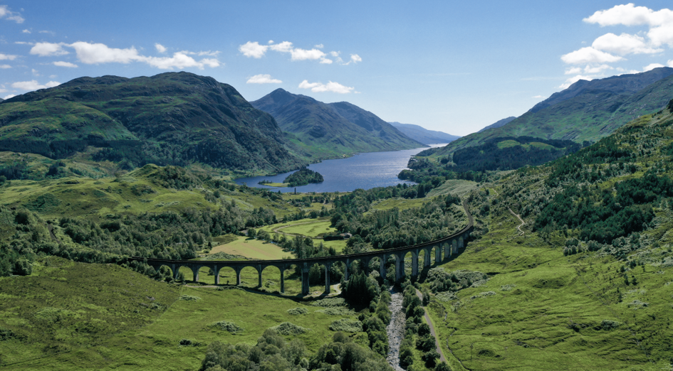 Lochs and Legends: Inveraray Castle Day Trip