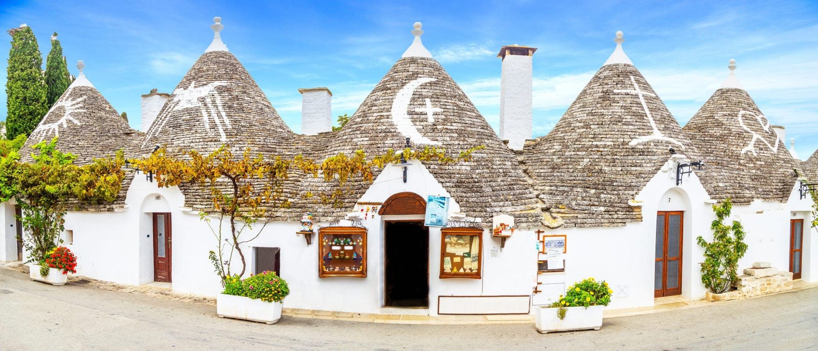 Stone Whispers: Alberobello’s Trulli Village Private Tour