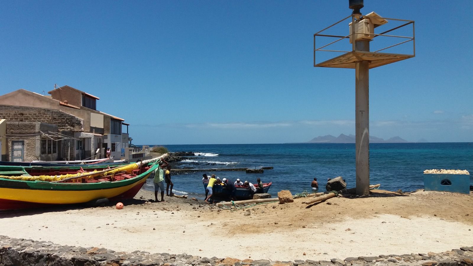 Private Baia das Gatas with Lunch        