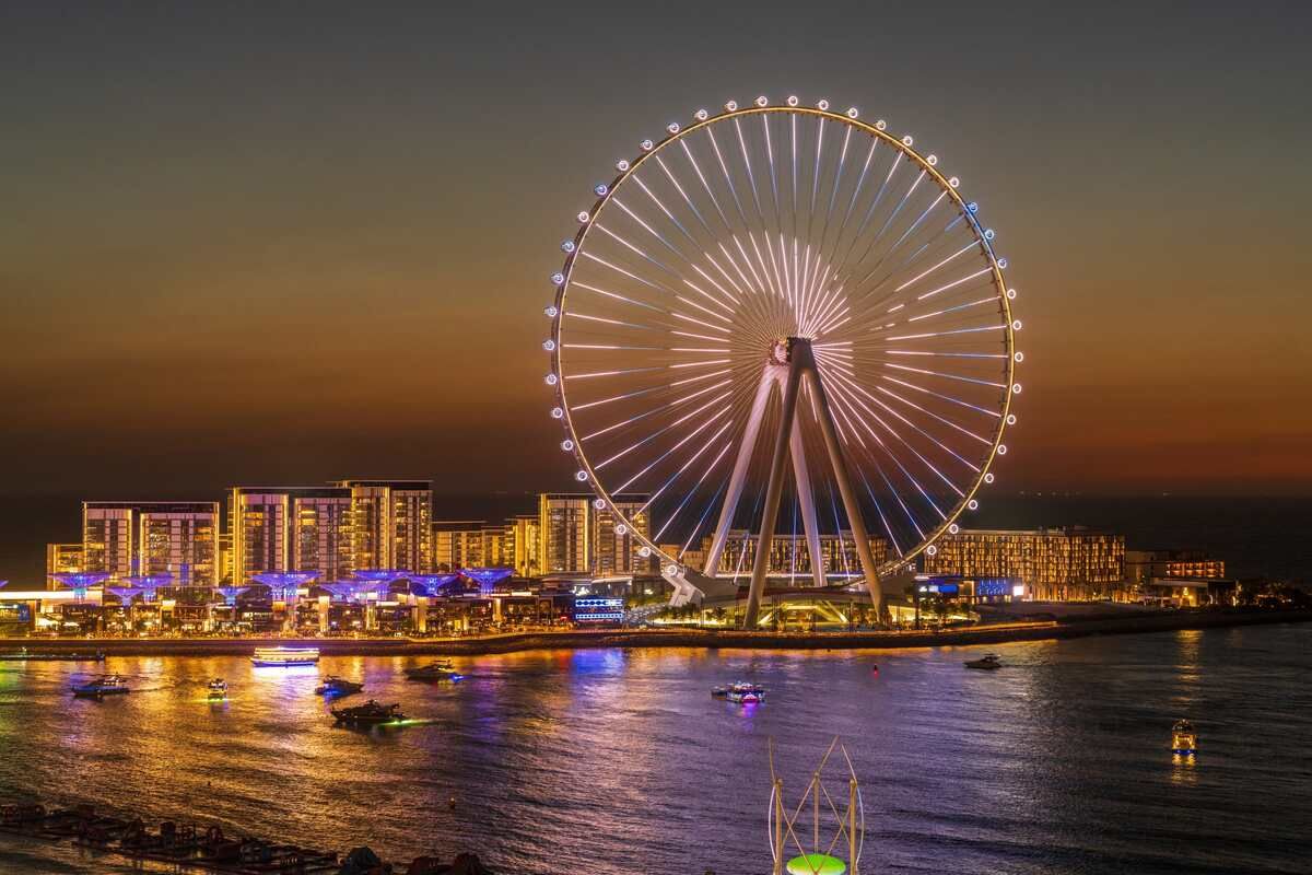 Luxury Private Transfer and Ain Dubai Sky Experience in Dubai
