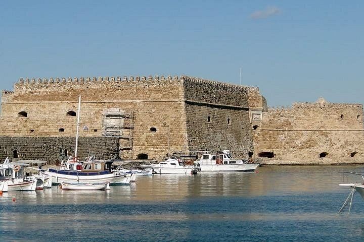 Heraklion City Sights and Bites Walking Tour