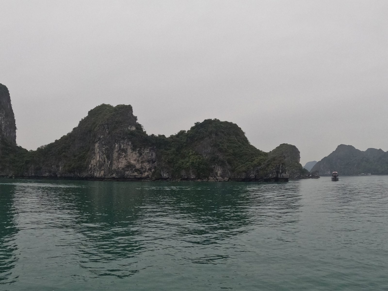 Private Halong Bay Cruise by Traditional Boat