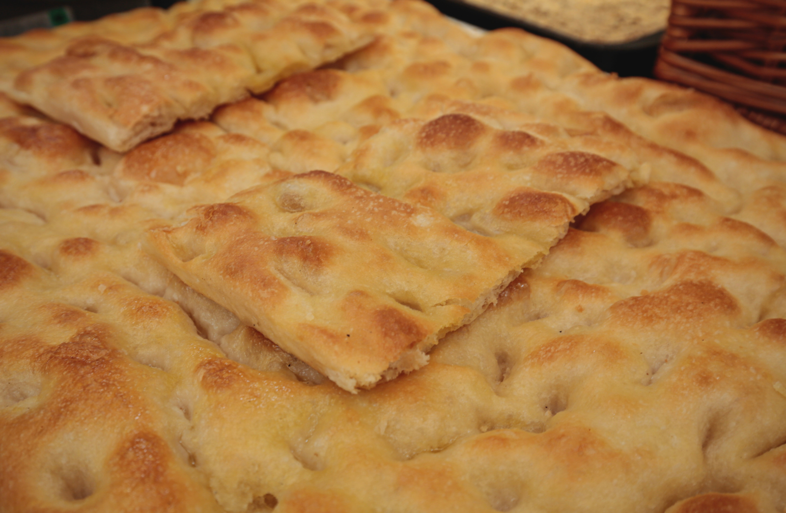 Genoa Walking Tour with Food Tastings