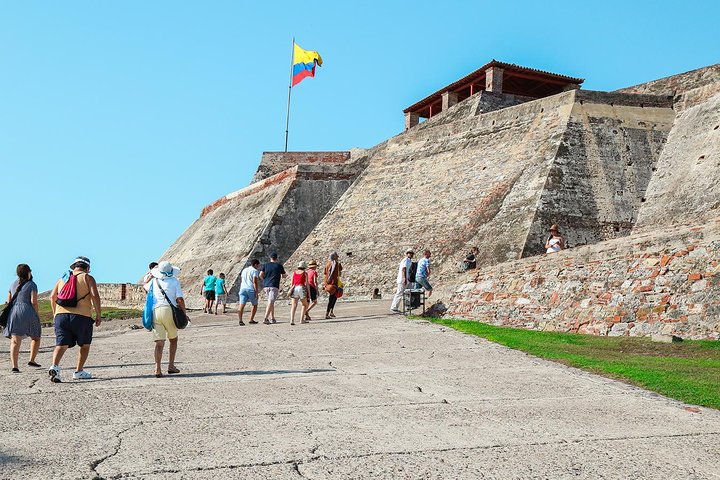 Private City Drive and Cartagena Museum of Modern Art Visit - Hotel Guests