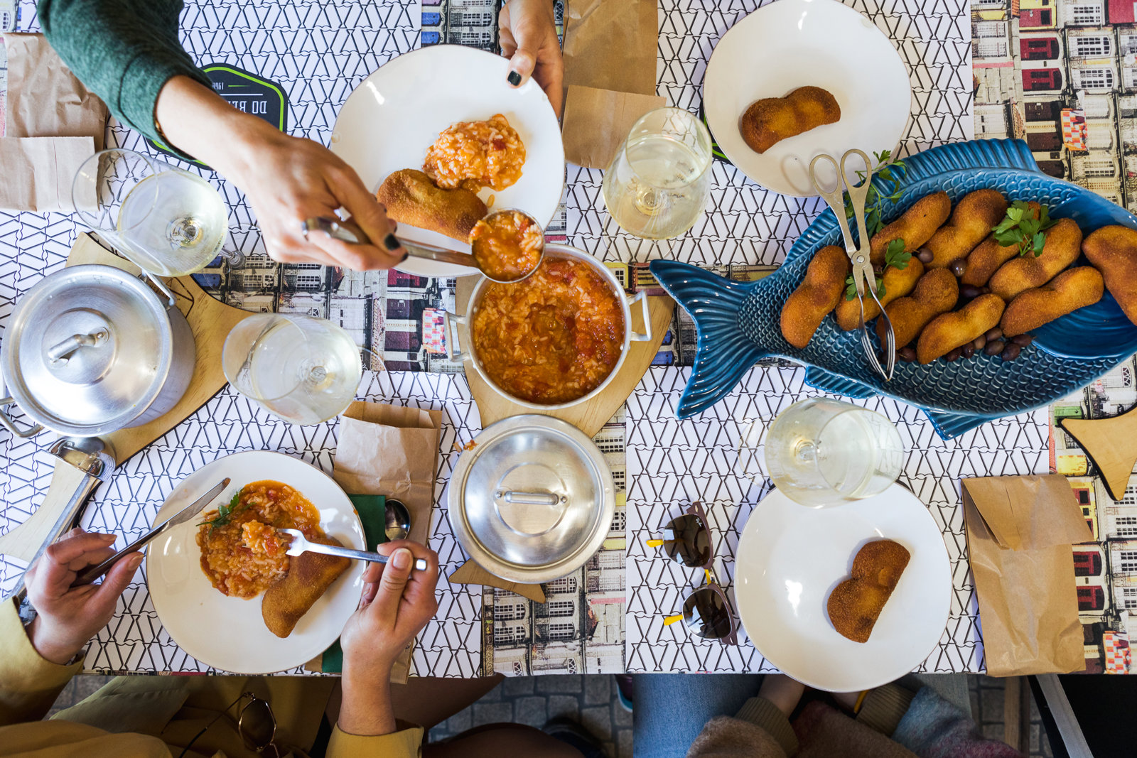 Taste of Porto: Wine Cellars and Gourmet Bites