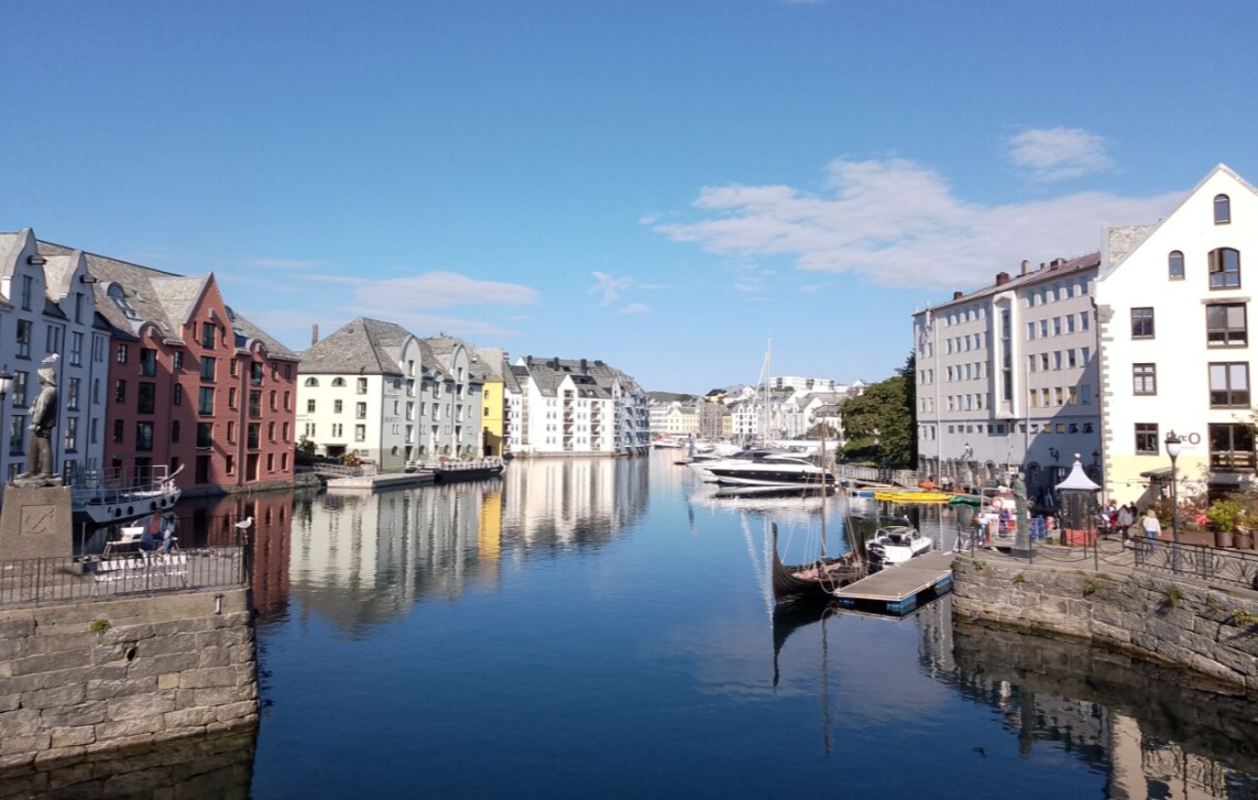 City by the Sea: Alesund Walking Tour