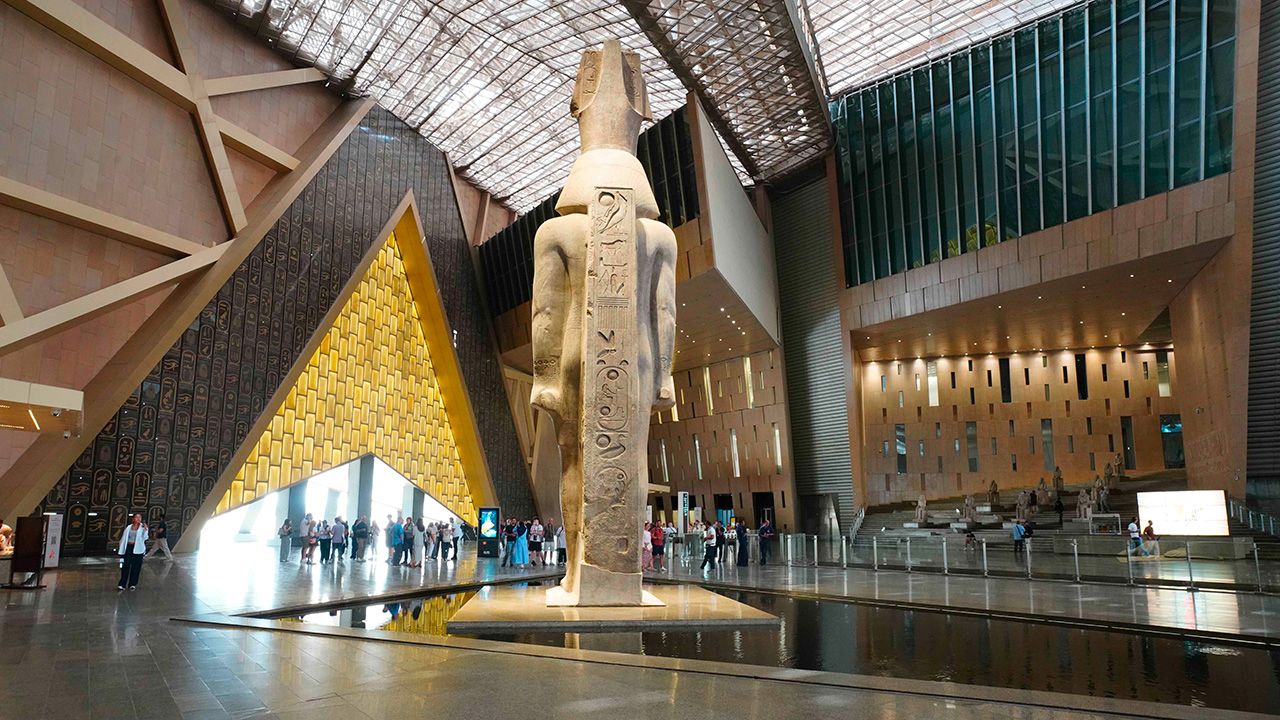 Pharaohs and Pyramids: Cairo Small Group Experience