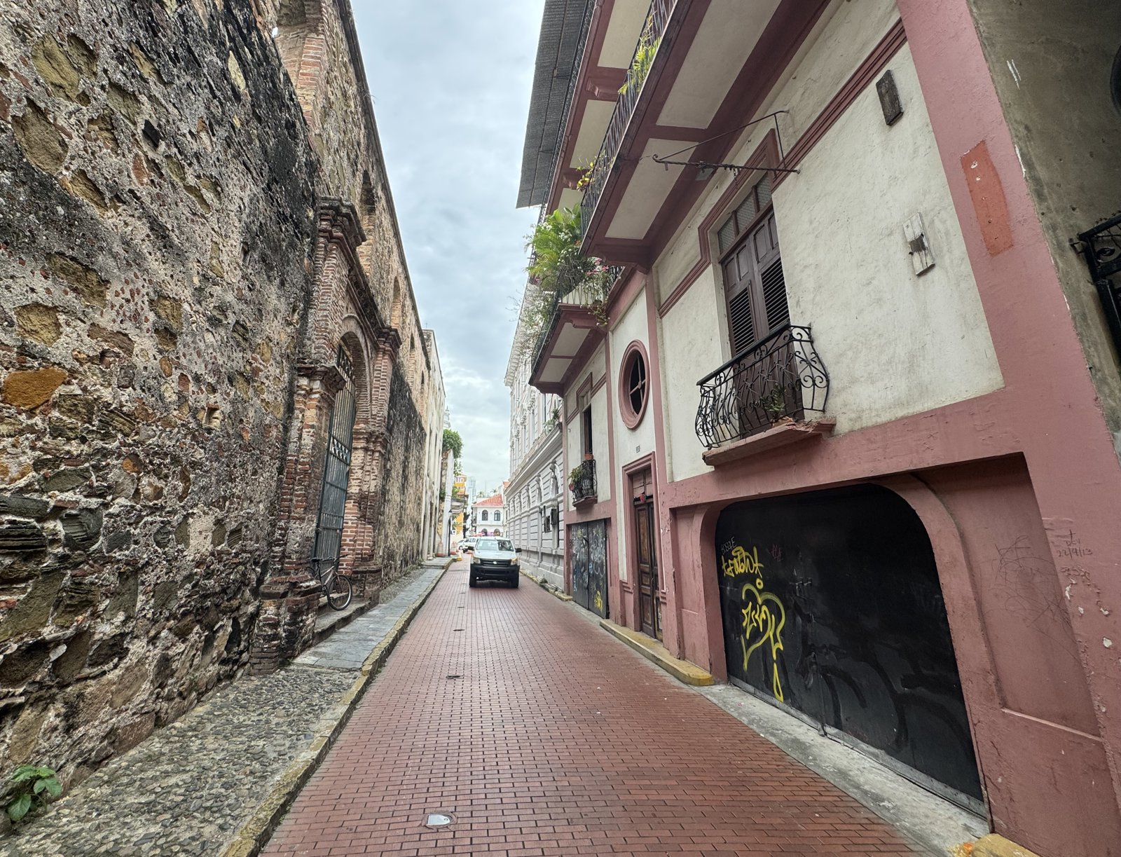 Historic Panama: Exploring Casco Antiguo and the Canal Legacy