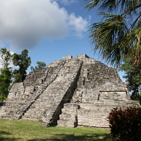 Chacchoben Ruins Plus Seven Colors Lagoon and Lunch