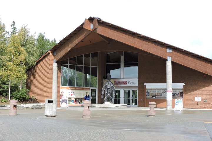 A Cultural Tour and Transfer from Whittier Cruise Port to Anchorage Airport/Hotel by Motorcoach